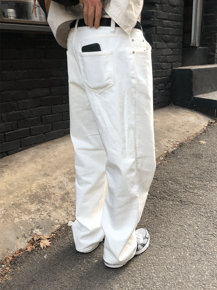 [추천] PVC tag semi wide white pants